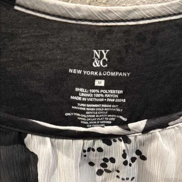 New York & Company Black and White Ruffled Camisole - Picture 2 of 3